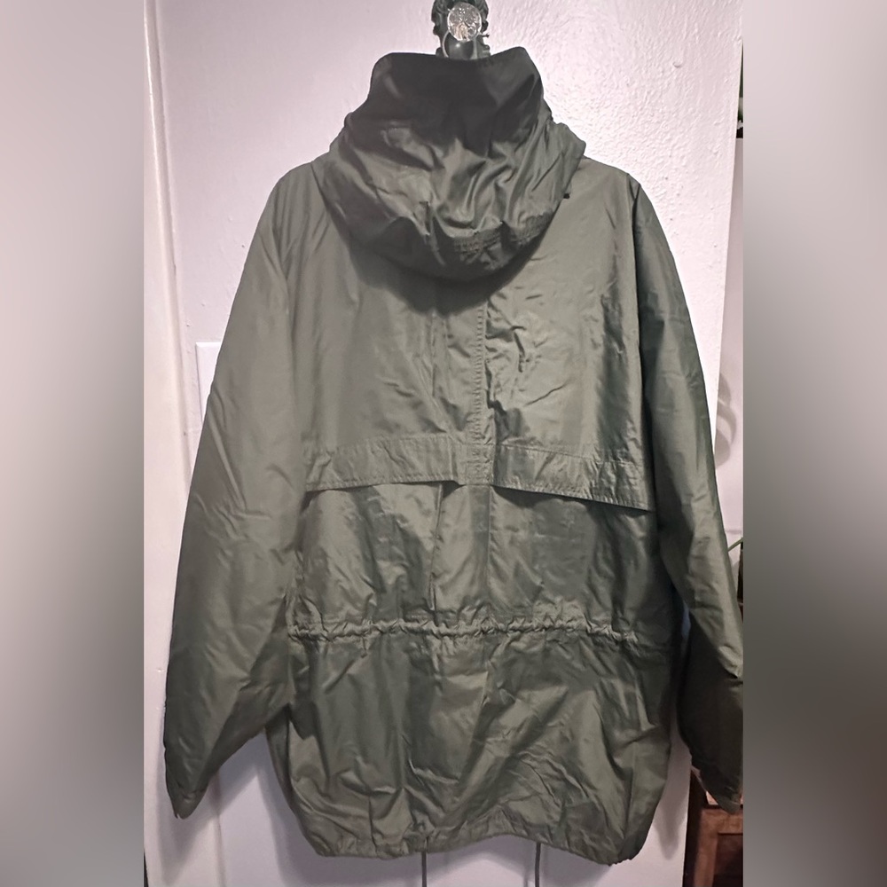 Helly Hansen Olive Raincoat Packable Windbreaker … - image 3